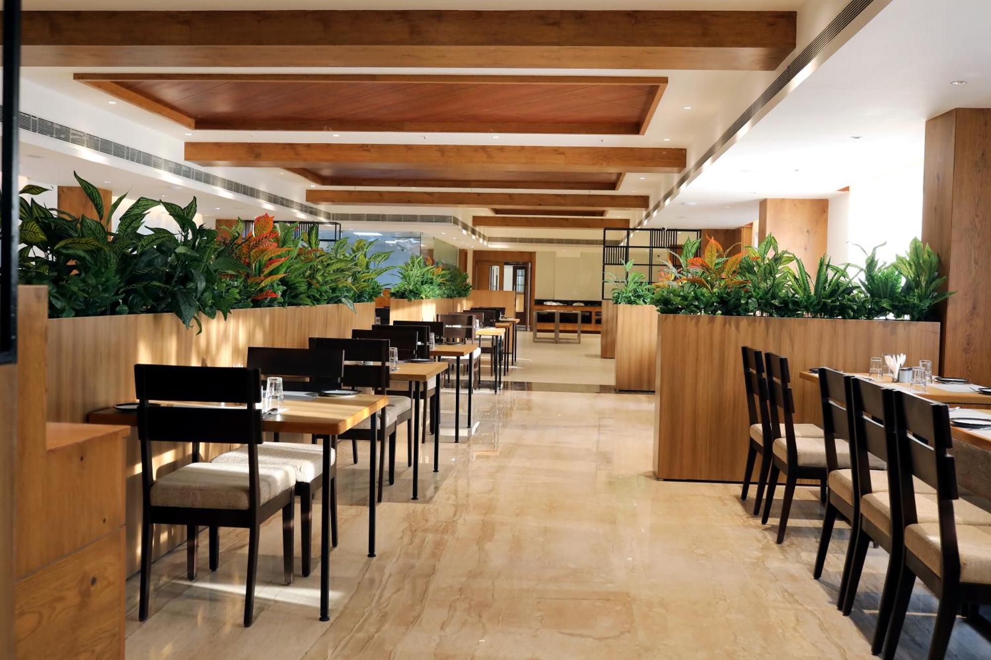 Icon Grand Hotel By Bhagini Bangalore Exterior photo